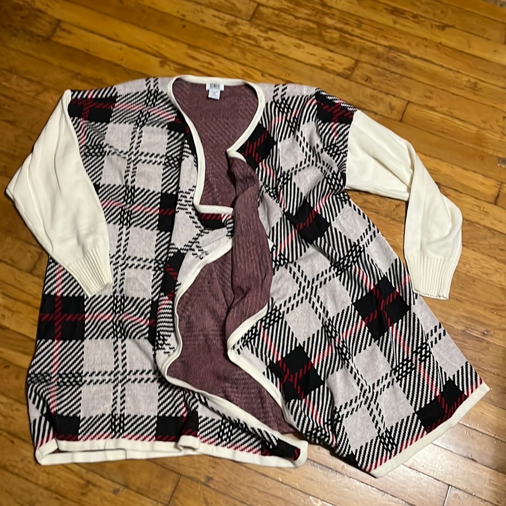 Monroe and Main plaid cardigan